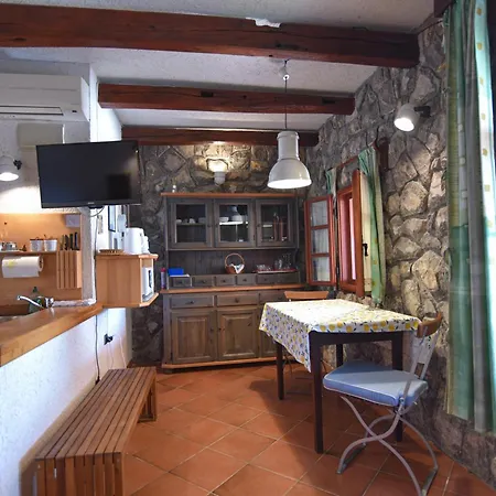 Vosilla Apartment *